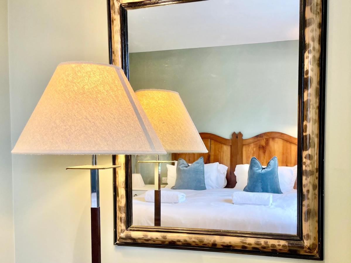 Central Townhouse With Free Off Road Parking And Garden York Exterior foto
